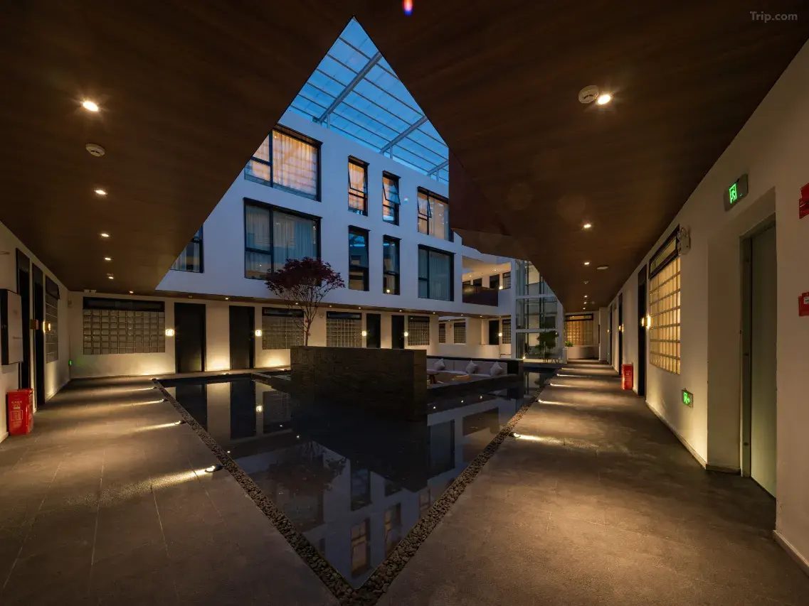 Yunjian · Songyue Holiday Villa (Dukezong, Shangri-La) 1